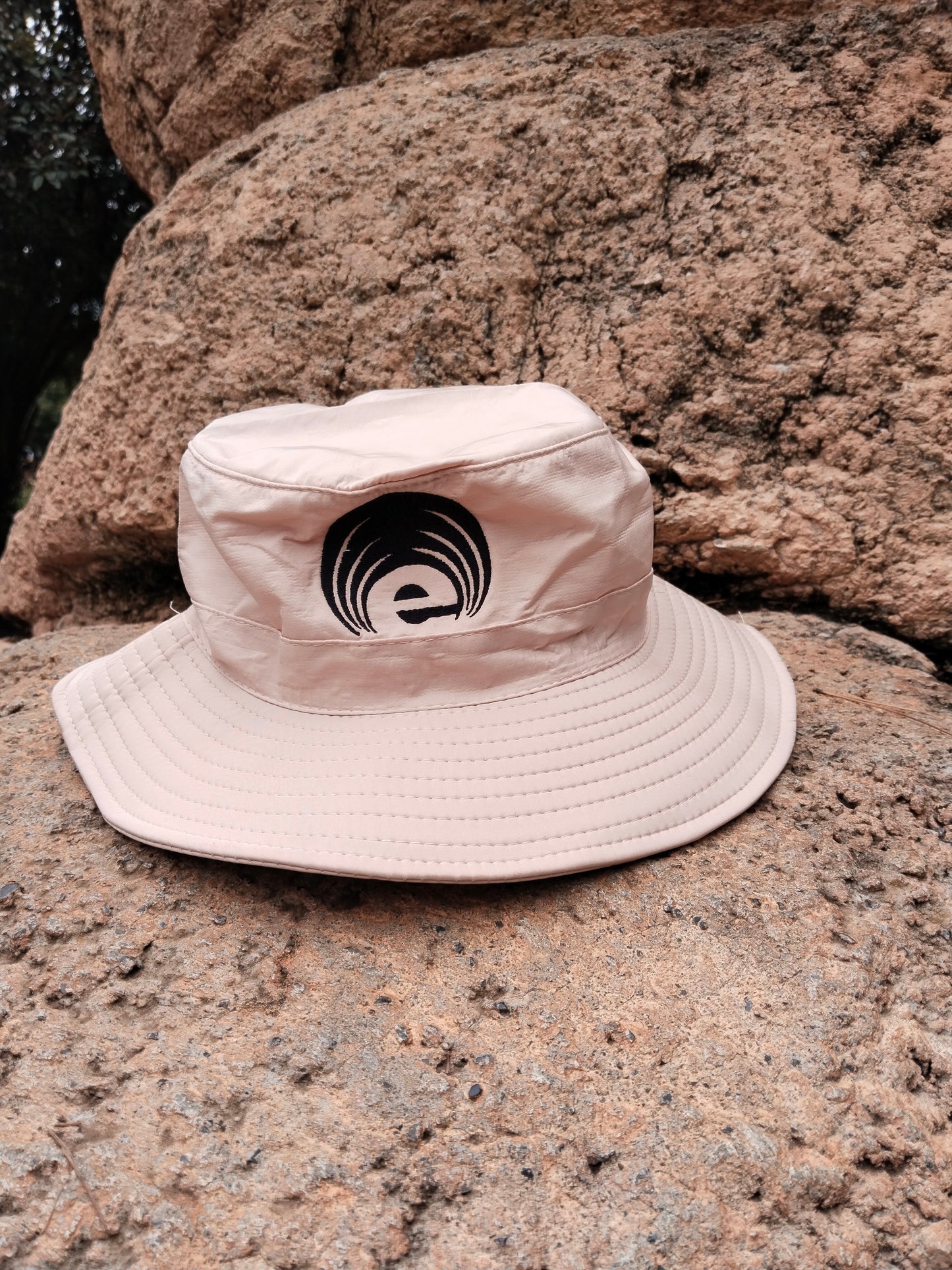 Beige sky hat