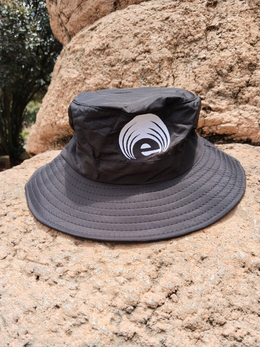 Black sky hat
